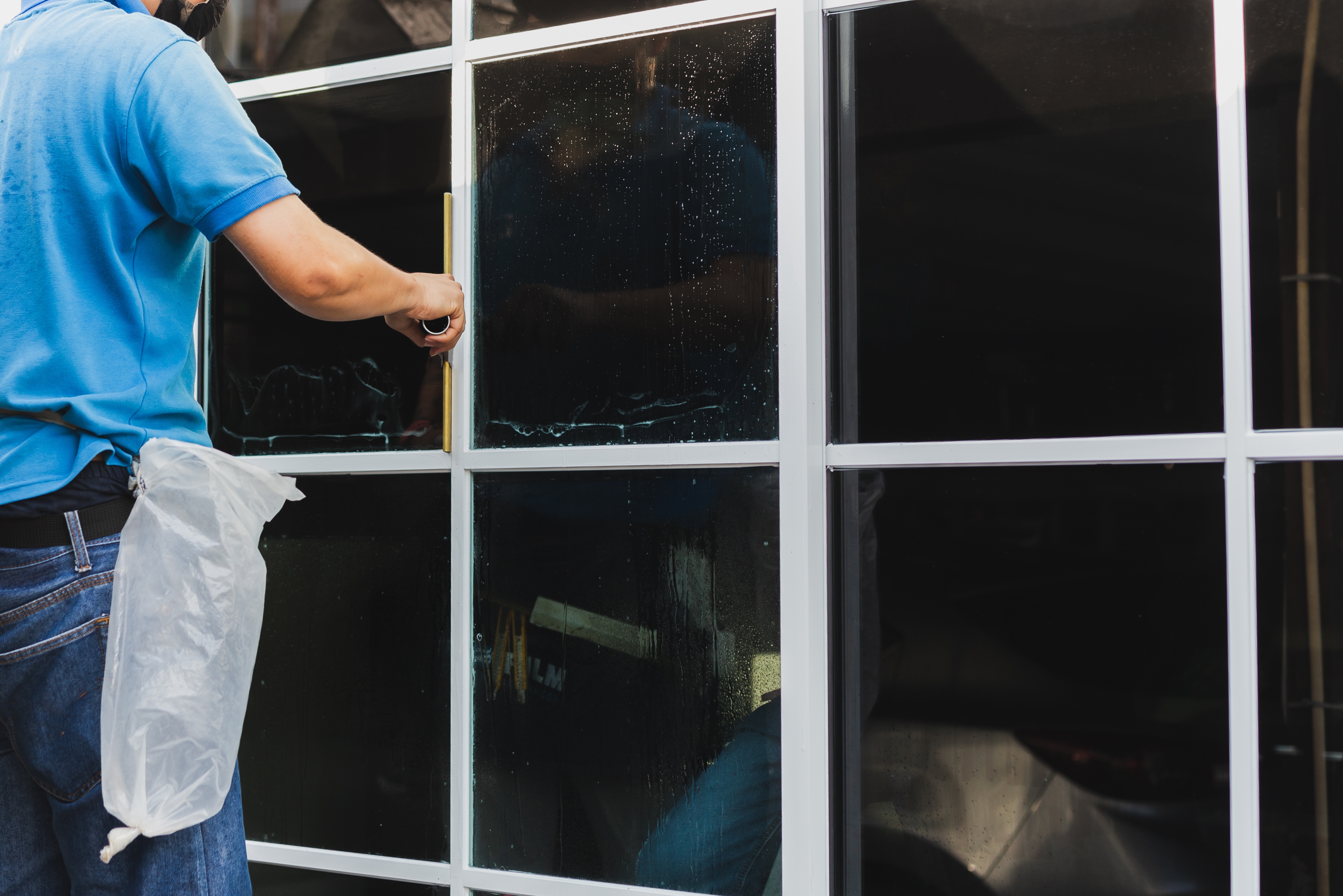 Commercial window tinting for Tampa Bay businesses